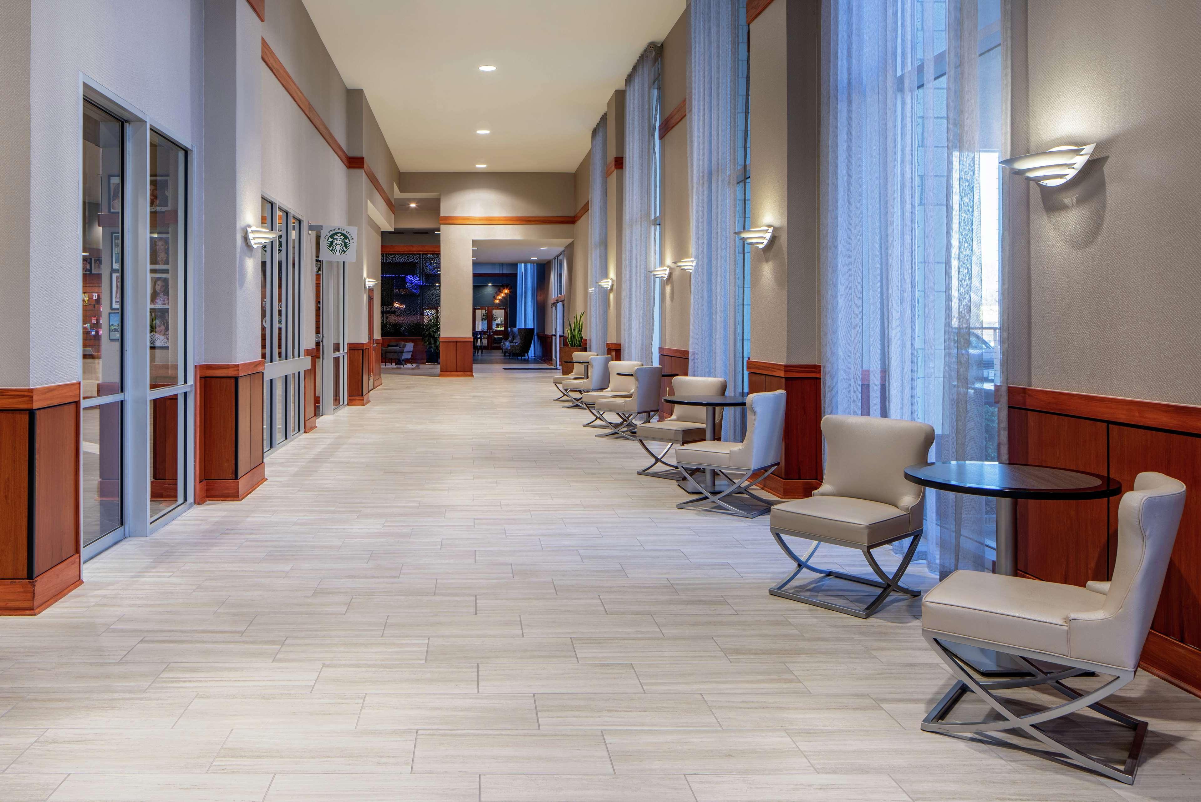 Hilton Shreveport Hotel Exterior foto